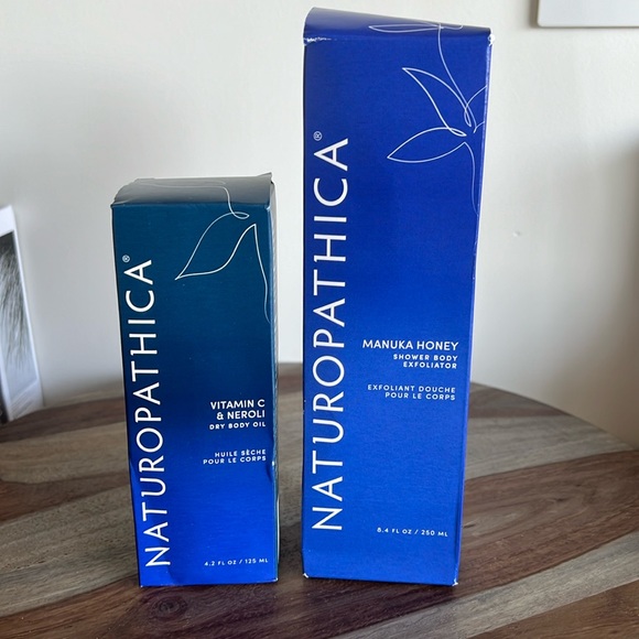 New Naturopathica Vitamin C & Neroli Dry Body Oil & Manuka Honey Body Exfoliator - Picture 1 of 7